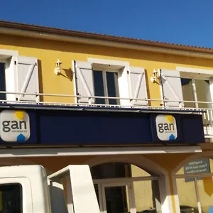 Apartment Logis Saint Austremoine